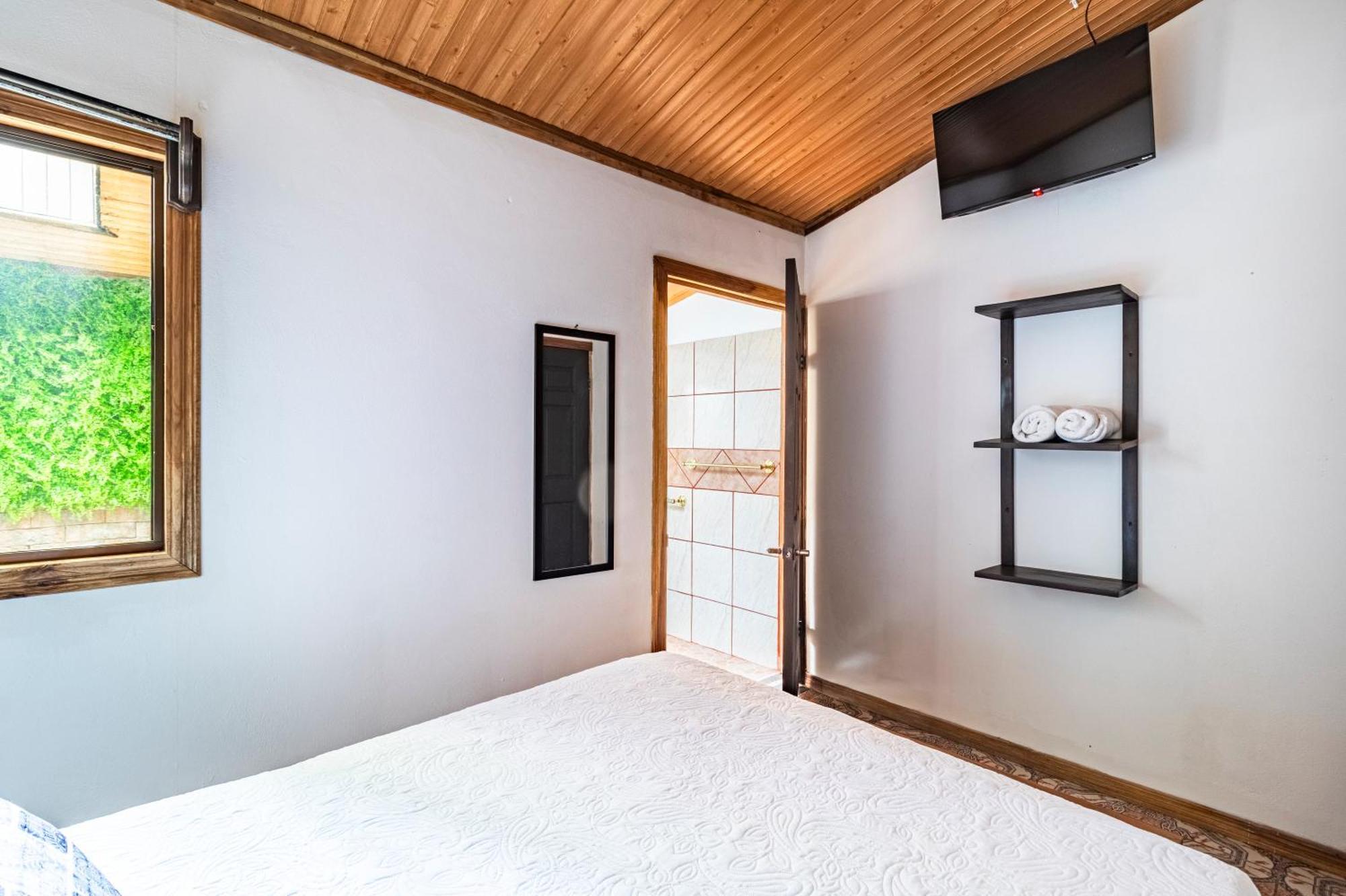 Montefresco Boutique Hostel Монте-Верде Экстерьер фото